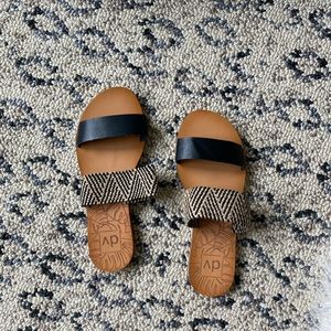 DV Dolce Vita sandals
